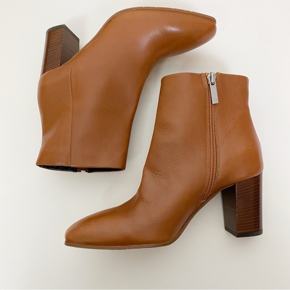 Aquatalia Florita Leather Ankle Boots - Picture 3 of 7